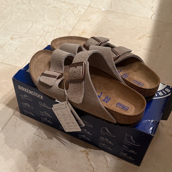 Birkenstock Shoes - Birkenstock Arizona Sandels. Suede leather. Color taupe